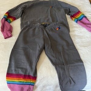 Cute Aviator Nation 5 stripe sweatshirt and sweatpants set.
